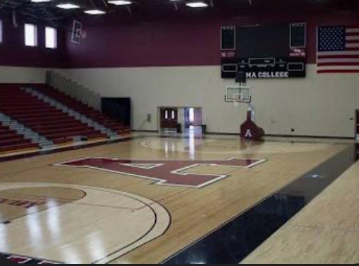 Blessed to receive my first offer from <a href="/AlmaScotsMBB/">Alma College Men's Basketball</a>  Thank you for the visit and believing in me <a href="/MikeFitz_03/">Mike Fitzpatrick</a>