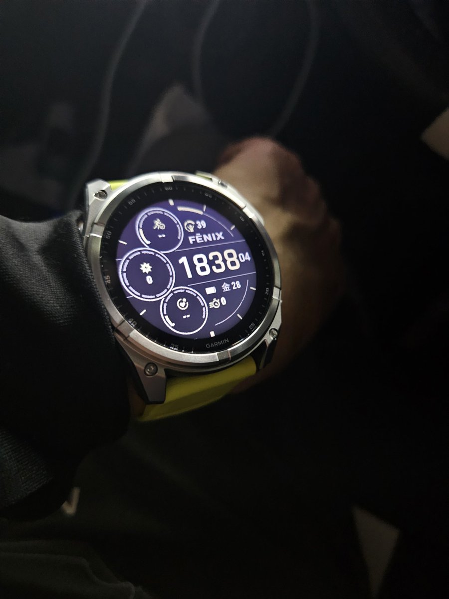 dLeUTrZLwvt2oXH's tweet image. 古いスマートウォッチのベルトが切れて機能もショボかったからしばらくスマートウォッチ欲しくて探してたんですよー

そしたらついついヤベーの買っちゃいました😅
山で使えるけど、オーバースペックです🤣

ただYAMAP対応してない…
#GARMIN
#fenix8