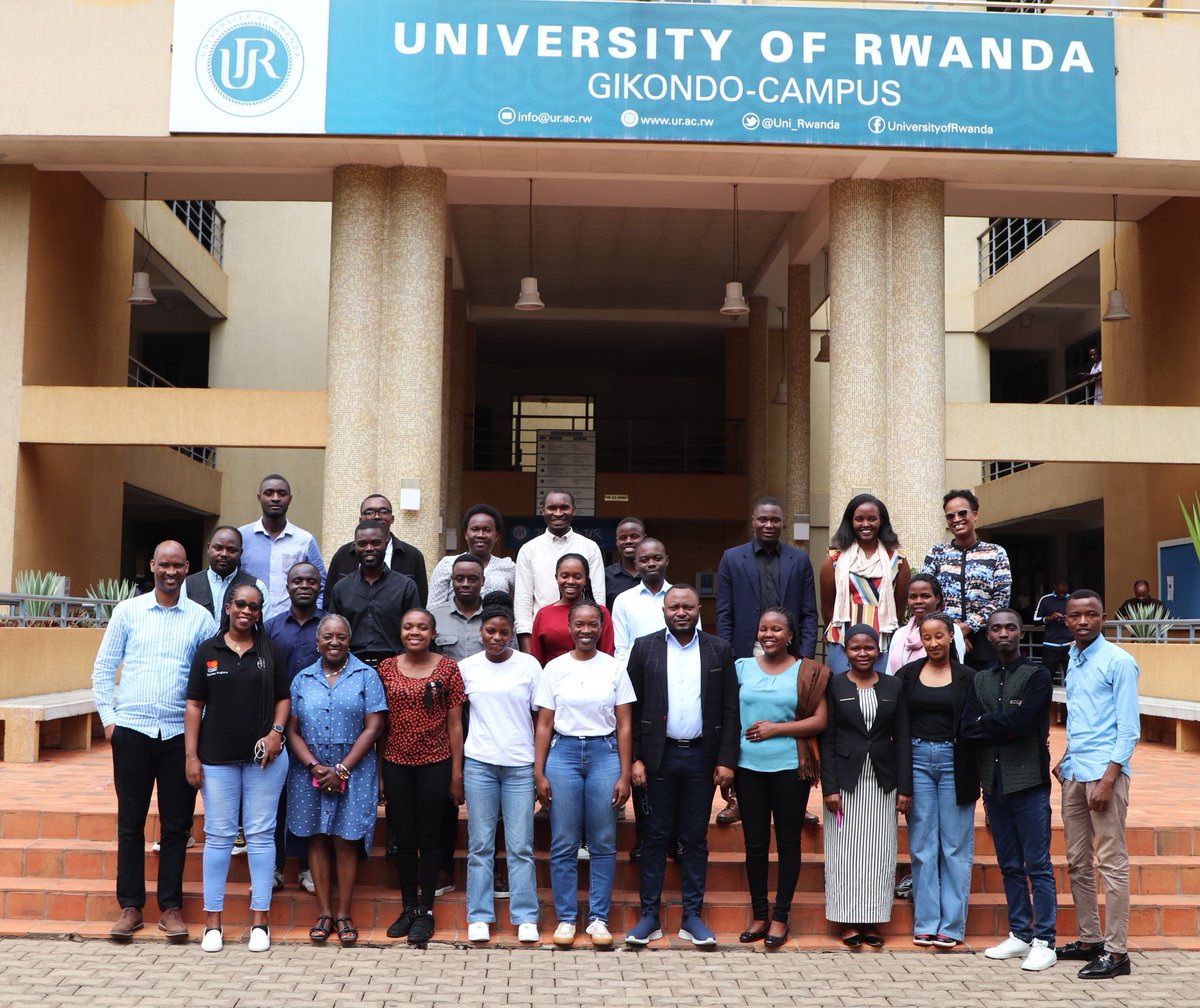 University of Rwanda (@uni_rwanda) on Twitter photo DVC Dr <a href="/Rayndikumana/">Ray Ndikumana, PhD, SCPM</a> met with Agribusiness graduates at the conclusion of a two-day workshop aimed at training them to become champions of the Society of the University Village Initiative (SUVI).
The workshop focused on developing solution-driven projects to address key DVC Dr <a href="/Rayndikumana/">Ray Ndikumana, PhD, SCPM</a> met with Agribusiness graduates at the conclusion of a two-day workshop aimed at training them to become champions of the Society of the University Village Initiative (SUVI).
The workshop focused on developing solution-driven projects to address key