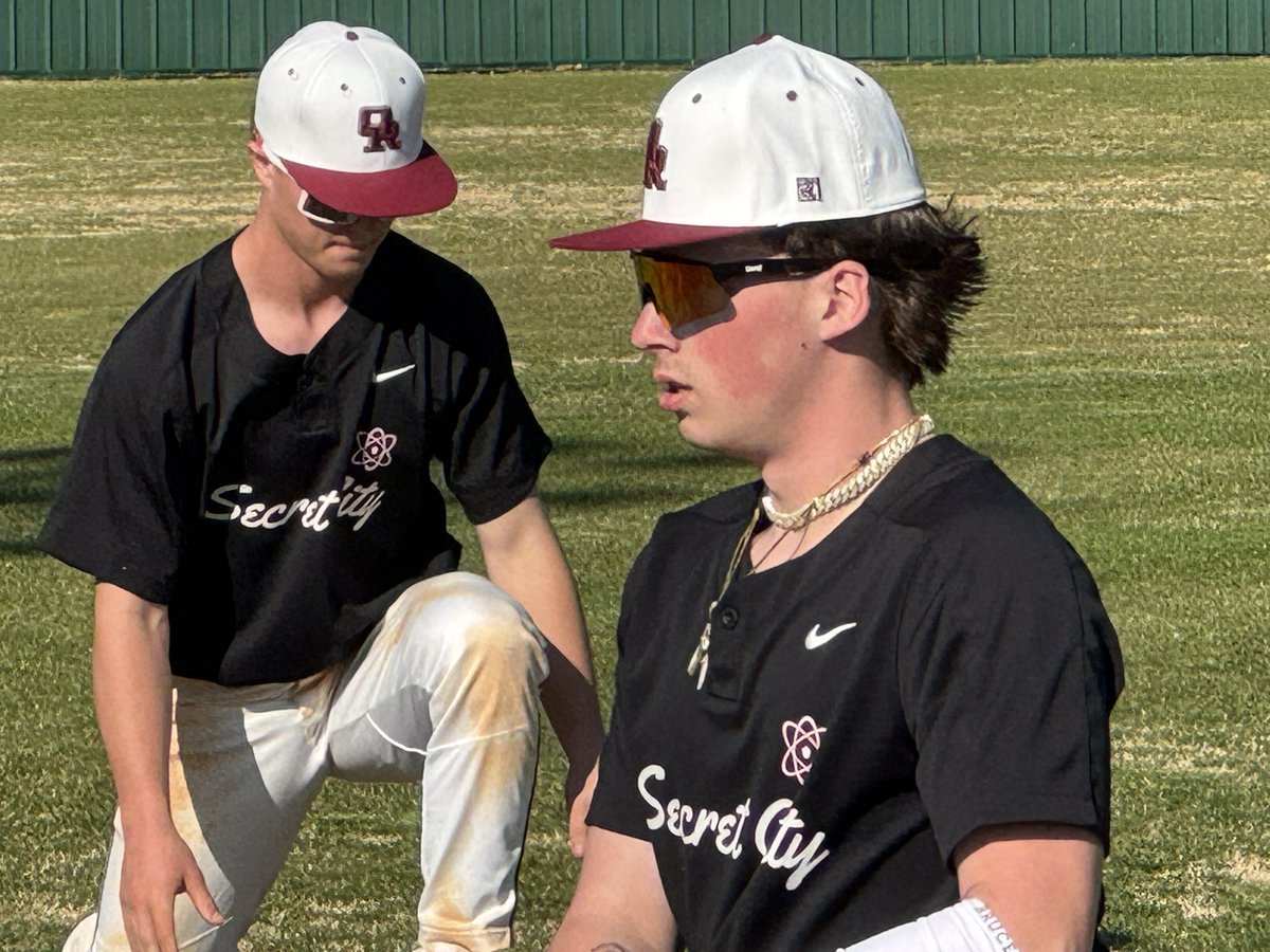 <a href="/Peyton_witter/">Peyton Witter</a> drills a 3 run home run to draw the Wildcats even with the Mason Comets. It’s 5-5 as we move to the fourth in Oak Ridge.