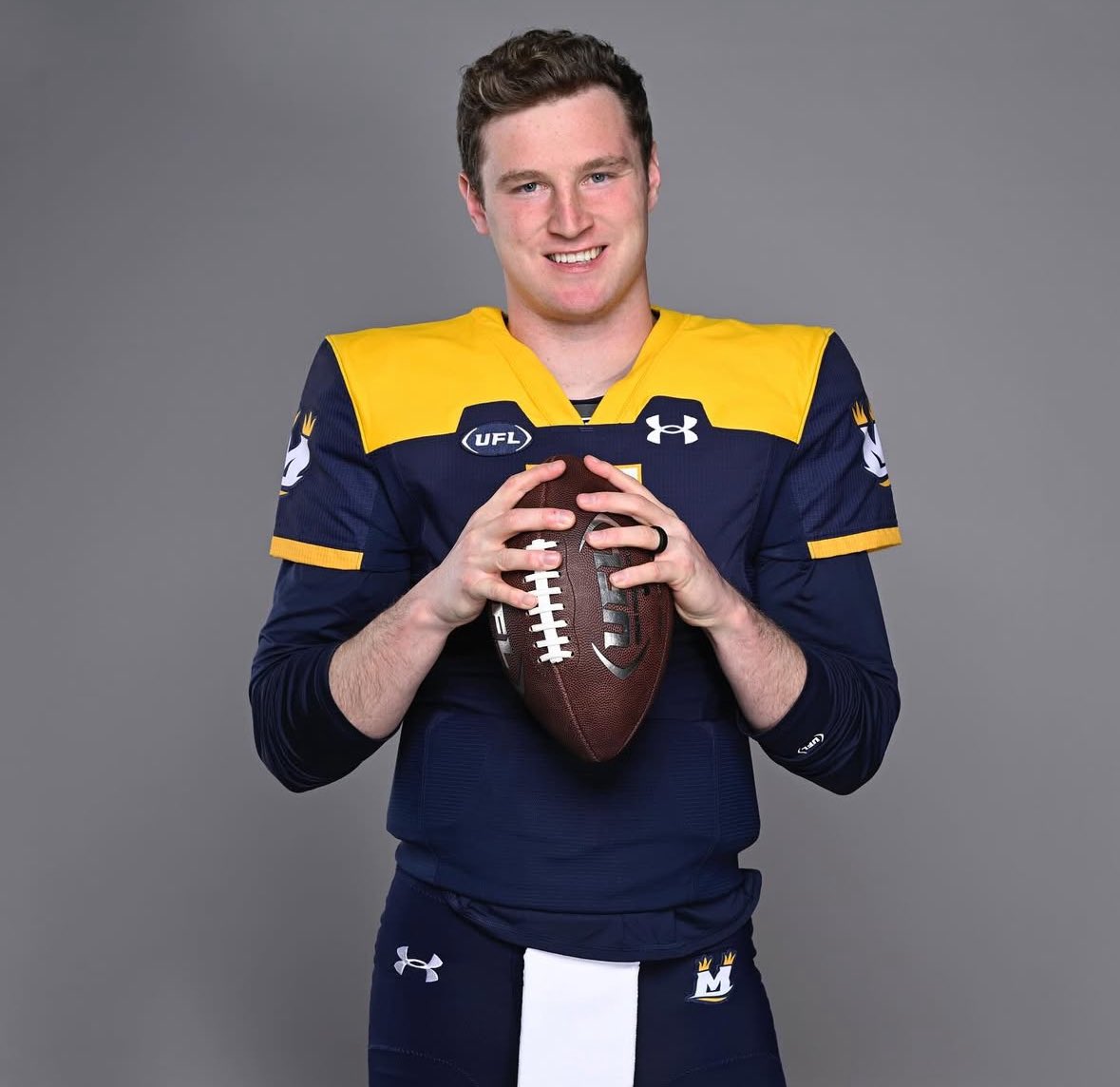 Avion Plummer (@avionp2418) on Twitter photo #UFL Breaking:
The Showboats have announced QB EJ Perry as the starter.
<a href="/TheOfficialAFN/">Alternative Football Network</a>/<a href="/seattletimes/">The Seattle Times</a> #UFL Breaking:
The Showboats have announced QB EJ Perry as the starter.
<a href="/TheOfficialAFN/">Alternative Football Network</a>/<a href="/seattletimes/">The Seattle Times</a>