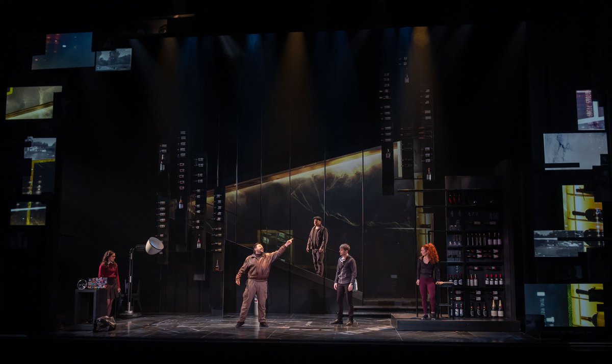 High-level thievery in an ingenious plot: Arun Lakra's Heist at the <a href="/citadeltheatre/">The Citadel | Edmonton Theatre</a>. A 12thnight REVIEW: tinyurl.com/mw44r668 #YEGtheatre <a href="/thegrandlondon/">Grand Theatre</a> #YEGarts