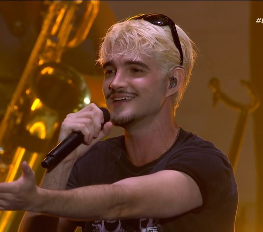 AcervoCharts's tweet photo. ACEITEM: JÃO É O ARTISTA MAIS COMPLETO DO BRASIL!

Canta, compõe, produz, performa, entrega conceito e faz shows como ninguém. #JÃOPALOOZA https://t.co/7iBhDsDYis
