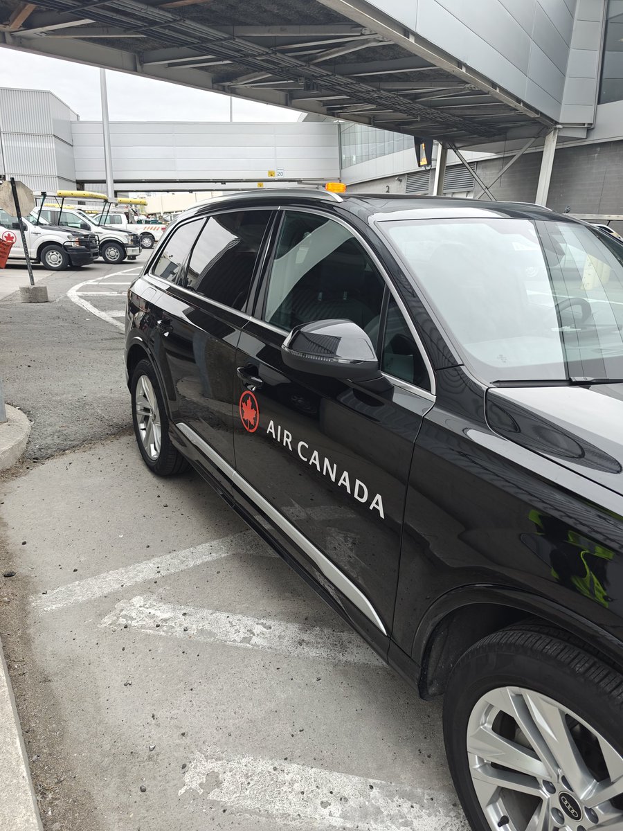 Well this was a treat, landed at #YYZ from #YWG with <a href="/AirCanada/">Air Canada</a> and was treated to their concierge valet service to international departures!! What a cool experience driving around on the Tarmac. Thanks for the memory!!!