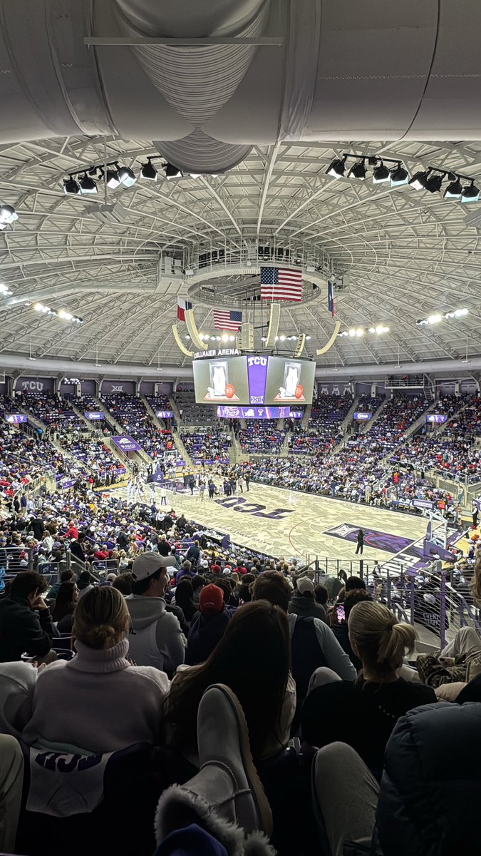 I heard it’s the month of March 🏀 
TCU women’s basketball  is competing tomorrow and we’re celebrating with Insomnia Cookie’s tournament inspired deal…👀

Buy 12 cookies, get 4 FREE! 🍪 #InsomniaAthlete #Sponsored