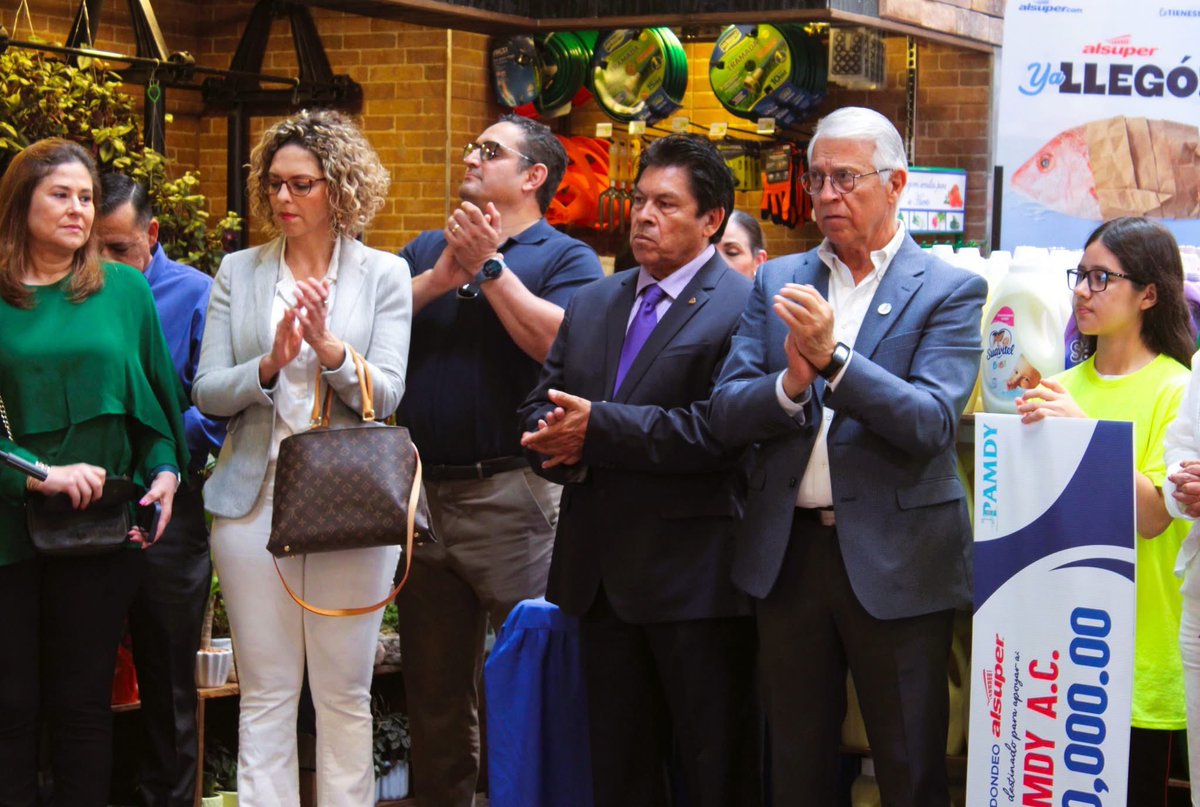 🛒🎉 ¡Bienvenido, Alsuper El Campesino!🎉🛒  

Celebramos la inauguración de una nueva sucursal de Alsuper, un espacio que fortalecerá el comercio local y brindará más opciones de calidad a las familias de nuestra región.  

En CANACO SERVYTUR de Torreón tiene  un gran aliado. 💪