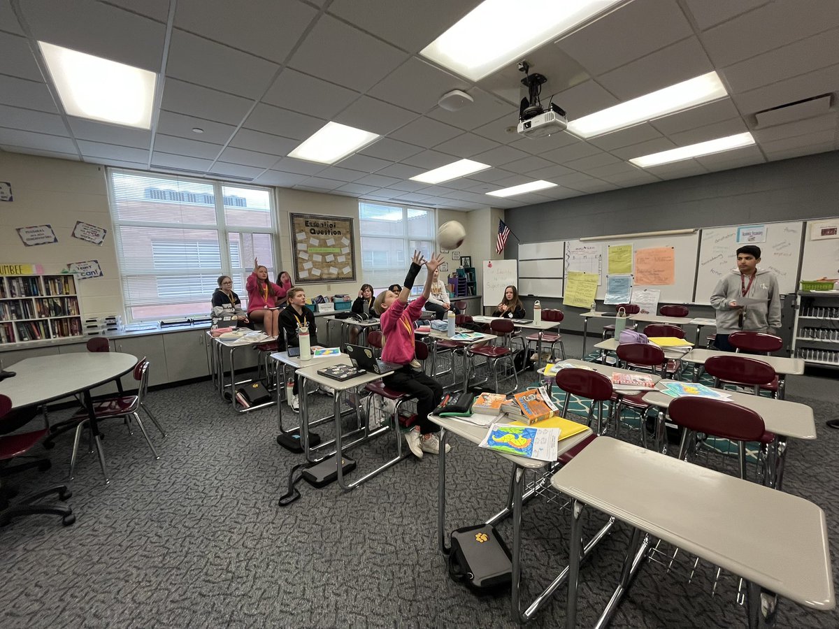 CumbeeMs's tweet photo. Successful B.A.G.E.L.S. Debate before Spring Break!
#hcmstigers157c https://t.co/IvULbqczjy