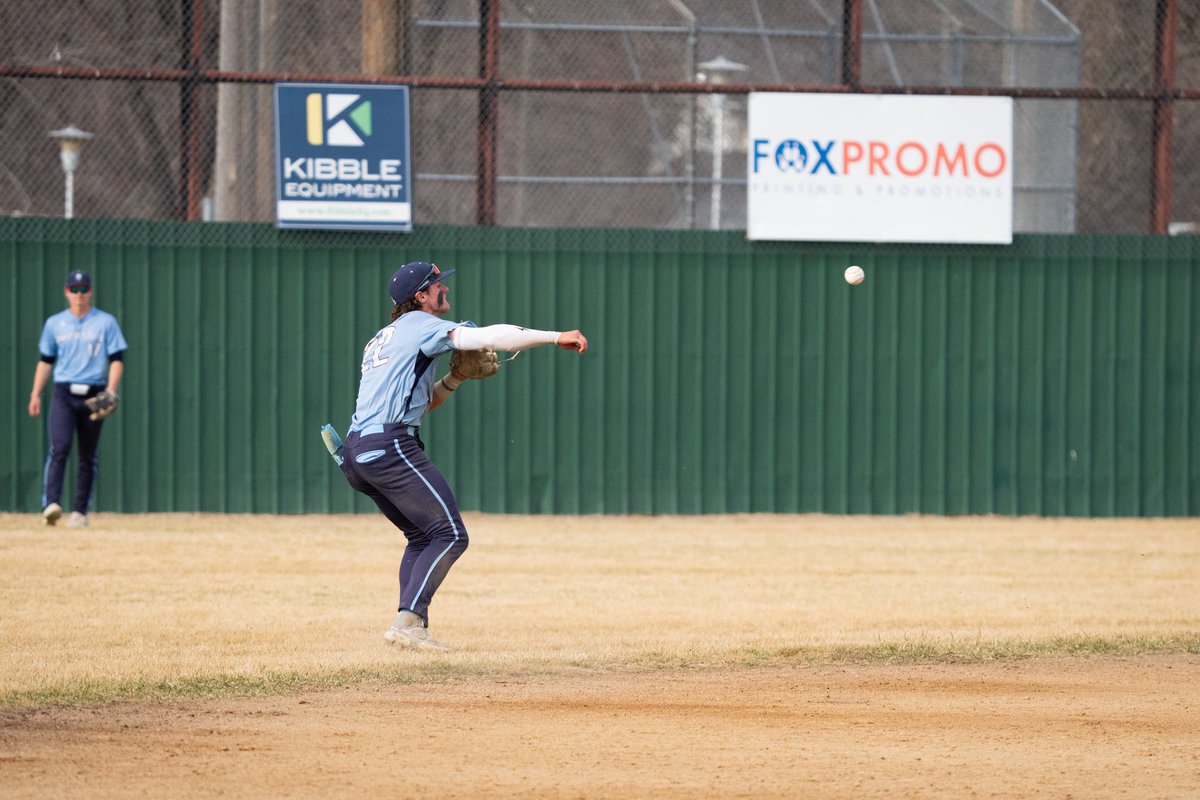 Through 5.5 innings, the Trojans trail Jamestown 5-4. Darcy Barry launched a solo homer in the 5th to briefly give DSU the lead, but the Jimmies responded with two runs in the 6th. 

#DSUBaseball #FinishEmpty