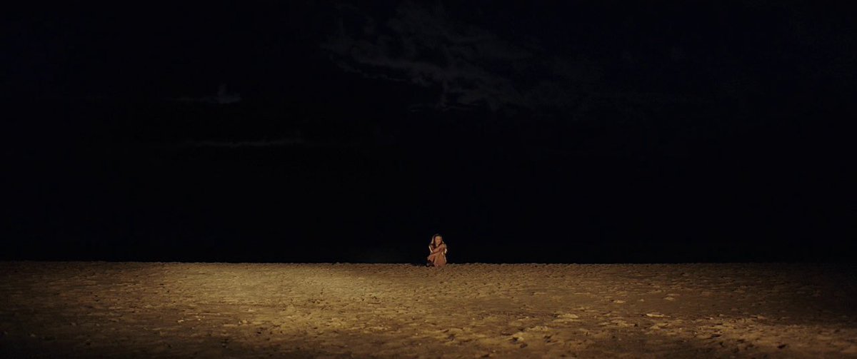 sillierdeadite's tweet photo. this is how you open a horror movie https://t.co/Zi1ZMjh56W
