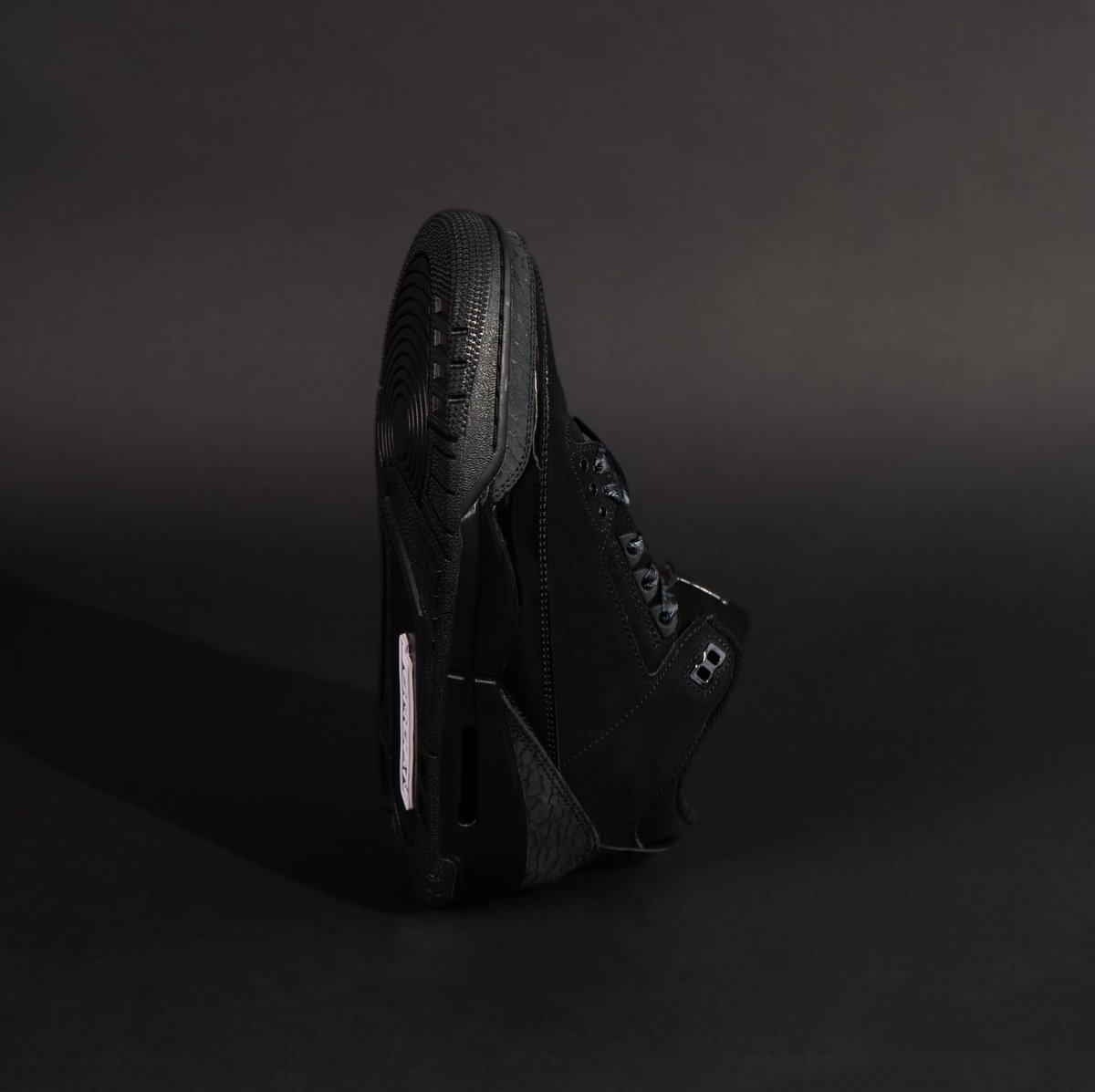 SOLELINKS tweet media