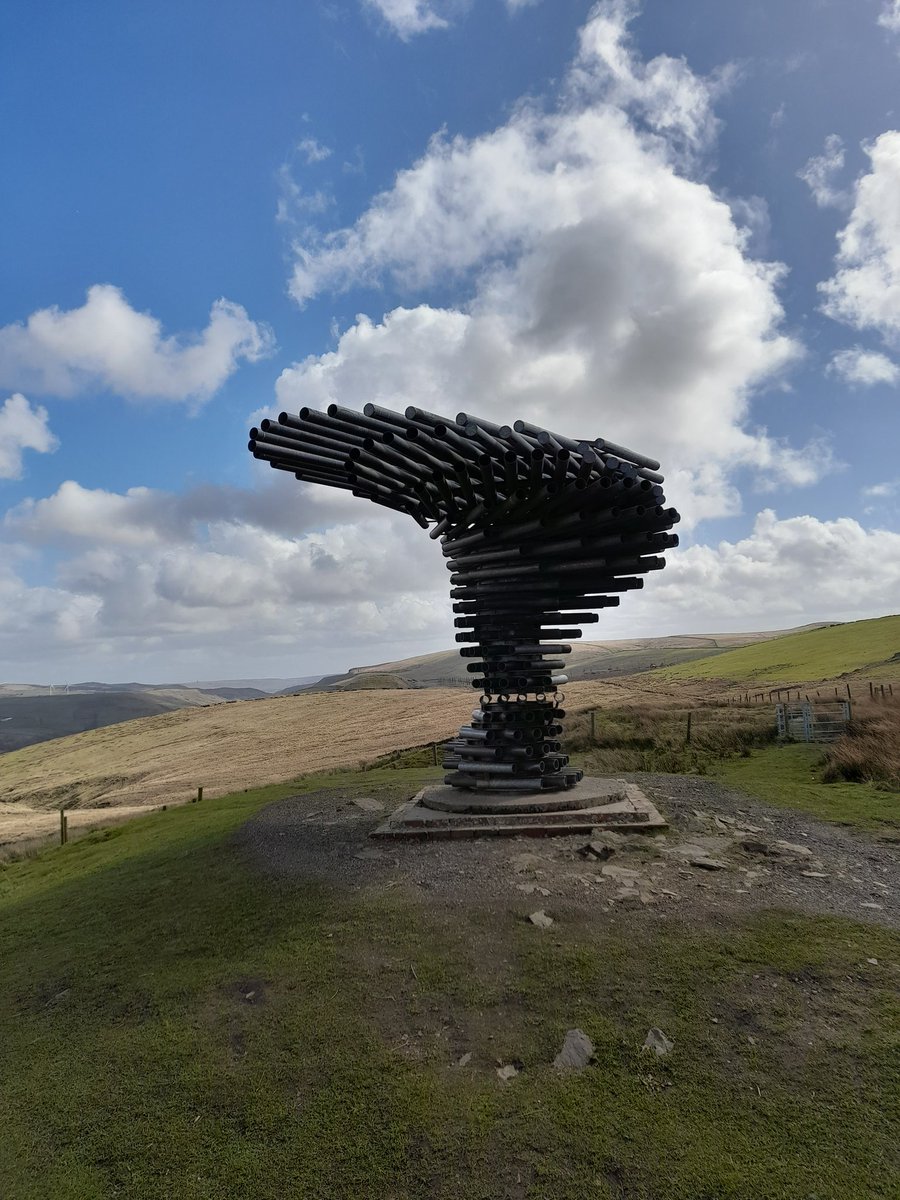 DavidGrant0778's tweet image. Cracking walk to the Singing Ringing Tree. #SingingRingingTree