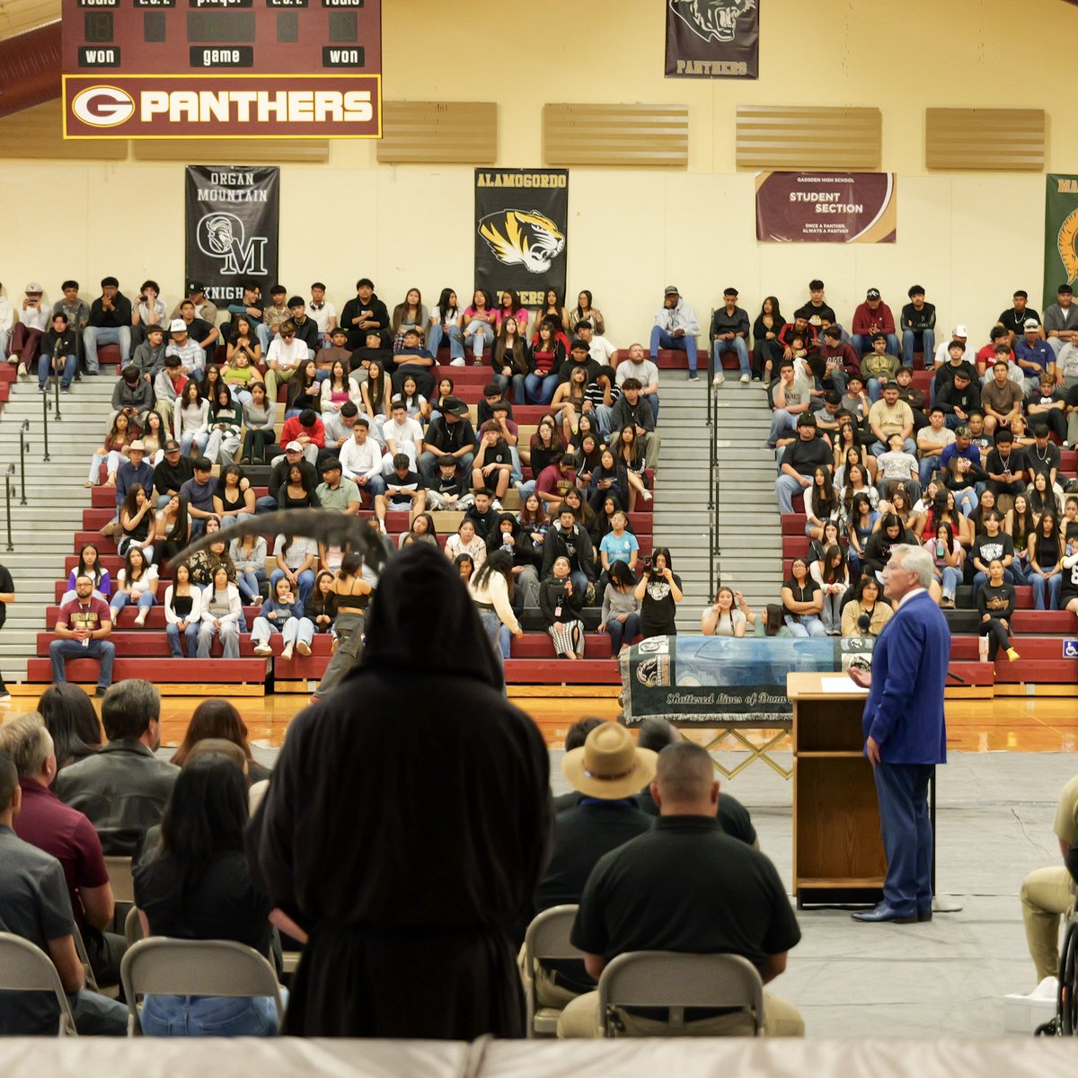 DonaAnaCountyDA's tweet photo. Today, District Attorney Fernando R. Macias had the honor of returning to his alma mater, Gadsden High School, as a guest speaker for the Shattered Lives program.
This powerful initiative brings awareness to the devastating impact of impaired, intoxicated, and distracted driving. https://t.co/lFM0XKxEI5