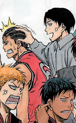 난 재기가 현역 고딩인지 자퇴한건지 구분 안 되는 양키 레게머리로 고교 데뷔 하고 지 농구부 선배들 우습게 보는 싸가지도 여전한데... 그럼에도 불구하고 머리통만 잡히면 홍쎈한테 맥 못 추리는 게 너무 웃김... 머리통만 잡혀도 걍 사지 경직되는 학습된 공포ㅜㅠ