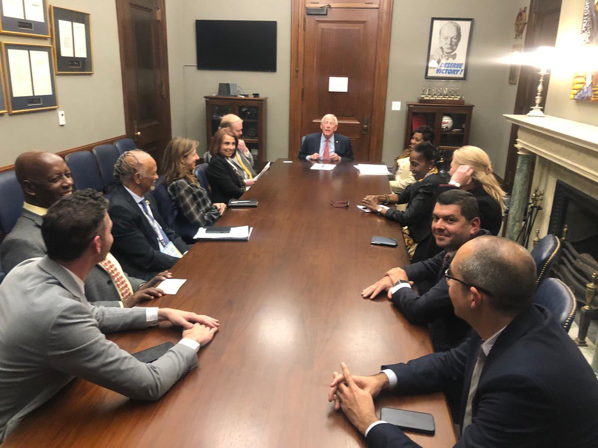 Terminamos nuestra visita a Washington en una reunión con el Senador Roger Wicker, Presidente de la Comisión de Defensa. Fue un diálogo fructífero y necesario en el contexto actual de la relación con Estados Unidos.
