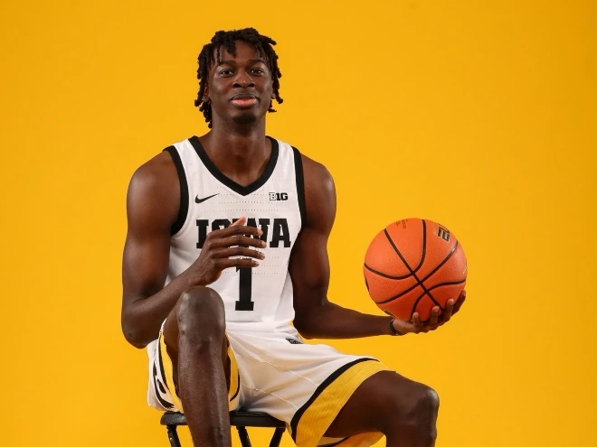 BREAKING:

2025 four-star forward, Badara Diakite (<a href="/BadaraDiakite0/">Badara Diakite</a>) tells me he has decommitted from Iowa following the recent coaching change. 

Ben McCollum and the #Hawkeyes now have zero commits in the 2025 recruiting class. 

Details here:
iowa.rivals.com/news/2025-four…