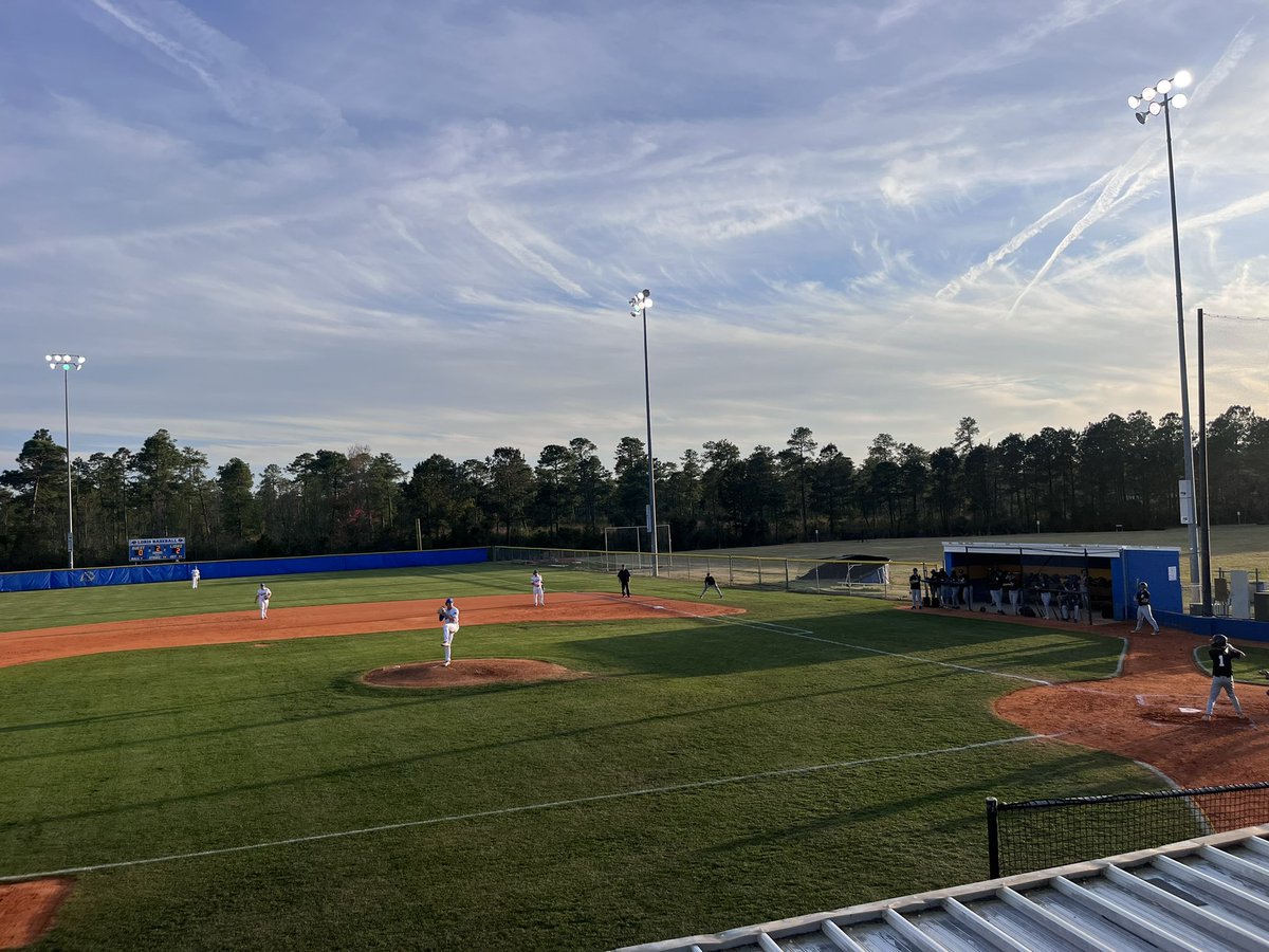 It’s a really good night to be on a baseball field. 

Loris leads Dillon, 2-0, in M2. 

Aiden Suggs, starting for Loris, is DEALIN through two. 

Suggs is one of the best arms in this county, and “one of the” might be a disservice. 

6 up, 6 down so far. Filthy fastball.