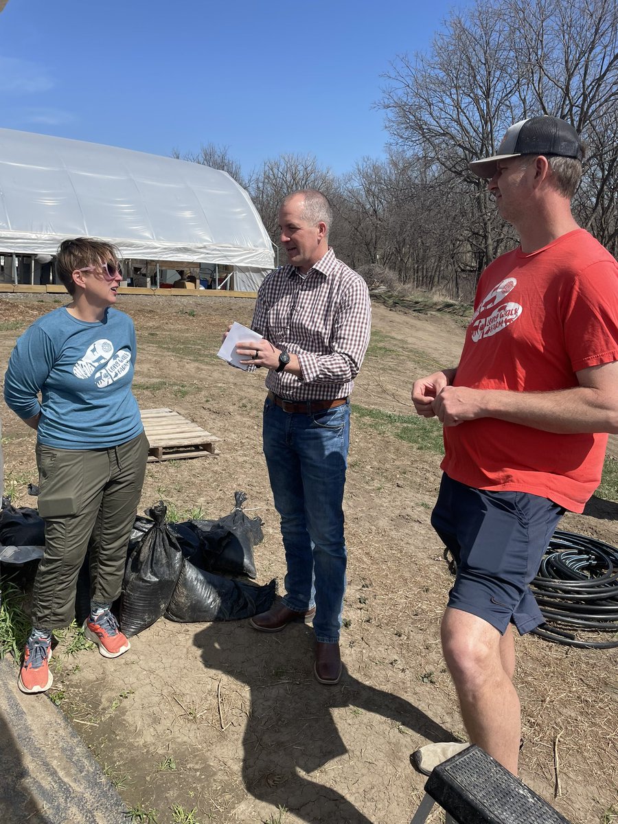 MikeNaigIA's tweet photo. Supporting local farms means fresh, high-quality food for Iowans! Visited Long Walk Farm in Council Bluffs, a @ChooseIowa member and grant recipient, to see how they’re bringing locally raised meats & produce to consumers. #IowaAgWeek #IowaAg https://t.co/iqwcVQ0a9D