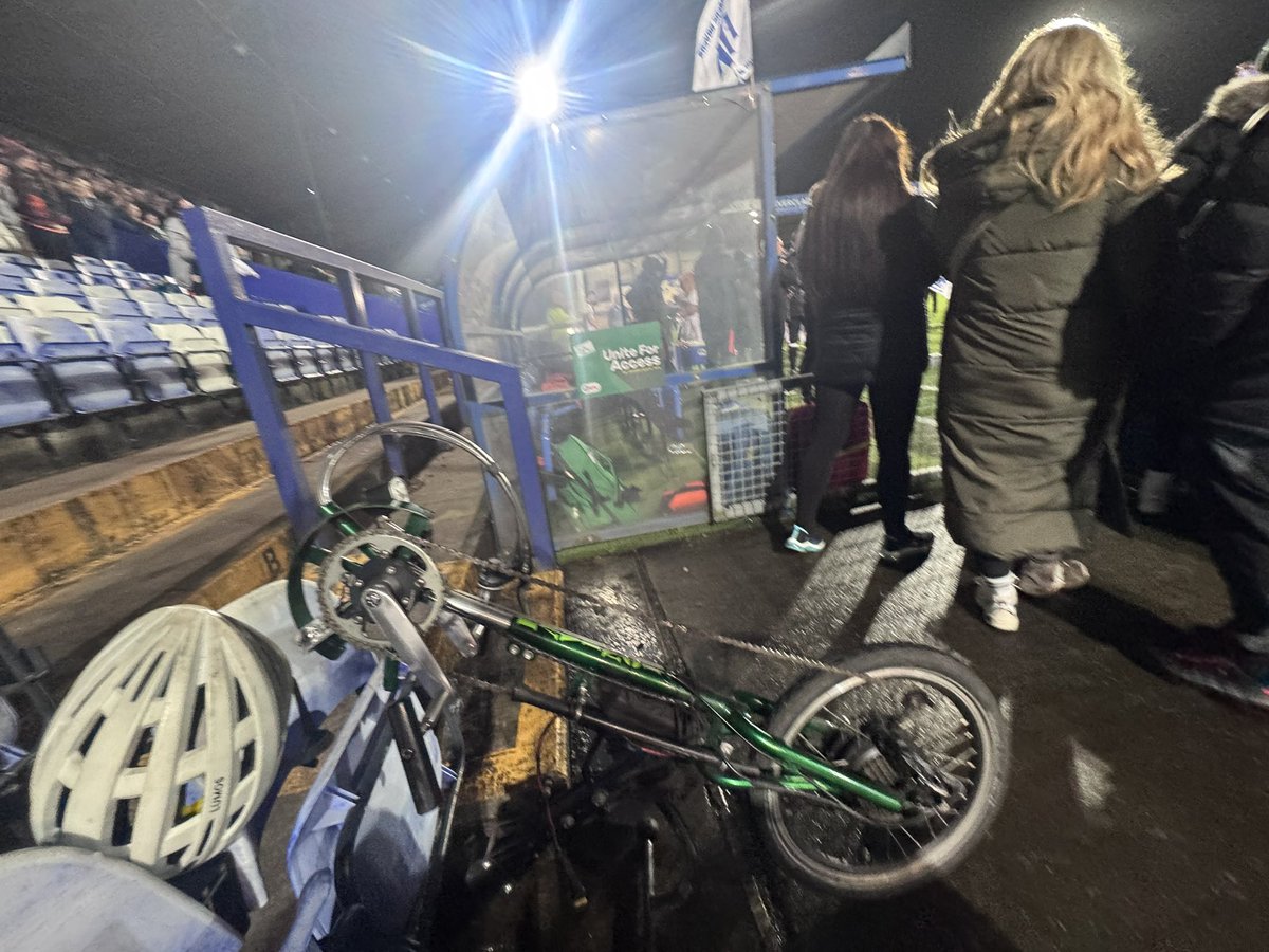 BobTheHandcycle's tweet image. Back at @TranmereRovers for a Friday night under the lights powered by solar power!

My space now has an @lpftweets poster in it too