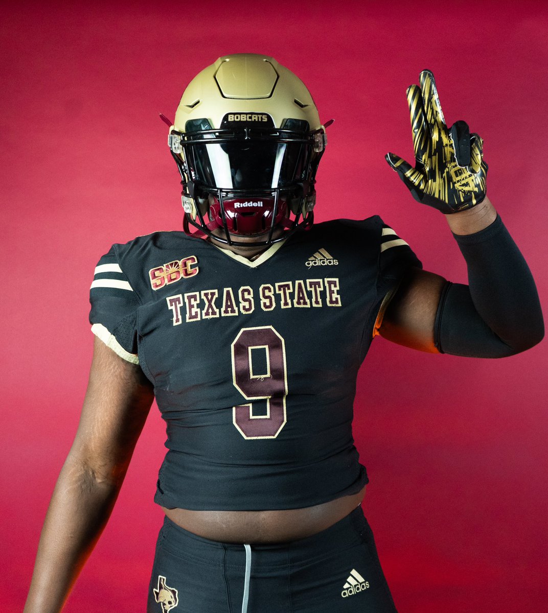 I am truly blessed to officially announce my commitment to Texas State University!!!!  #EatEmUp #TXST #TakeBackTexas #rCFBxTXST #ShowEmState #TEXAS #Texas #texasstate #txst #bobcats