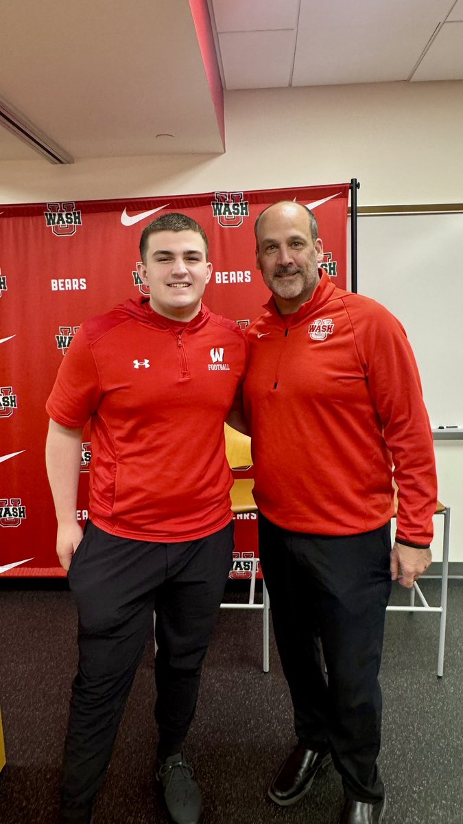 Carter Brueshaber (@carterbrue) on Twitter photo Had a great time today learning more about the program and getting to watch practice. <a href="/washufootball/">WashU Football</a>
<a href="/BrianPAllen3/">Brian P Allen</a>
<a href="/CoachTomBolden/">Tom Bolden</a> Had a great time today learning more about the program and getting to watch practice. <a href="/washufootball/">WashU Football</a>
<a href="/BrianPAllen3/">Brian P Allen</a>
<a href="/CoachTomBolden/">Tom Bolden</a>