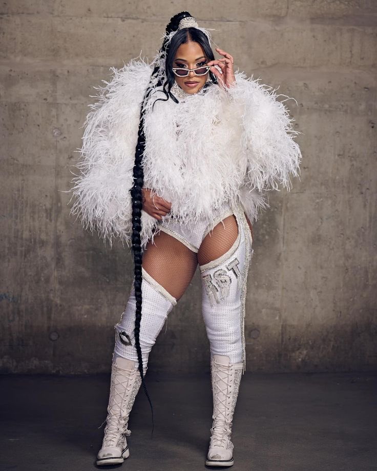 aralovesl4b's tweet image. fuck all the men who think the women weren’t more deserving than the men for the main event this year.

you obviously don’t understand REAL aura. #womendoitbetter