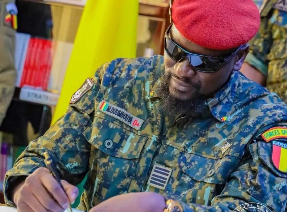 Africaguinee's tweet image. 🚨🇬🇳Grâce présidentielle accordée à Dadis Camara : Le décret invoque des « raisons de santé »…⤵️

is.gd/8lNC8a