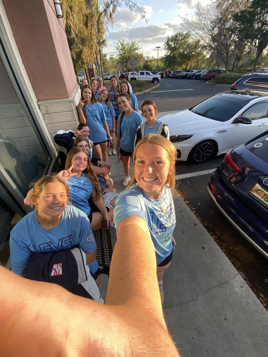 Abbi Lawhon tweet media