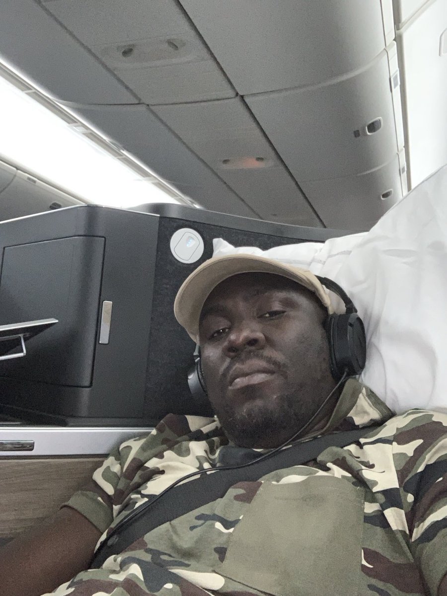 ModernAgri_Tips's tweet photo. Sleeping in @British_Airways Business Classโpure comfort at 30,000 feet! โ๏ธ๐ค One of the best moments of my travels. Luxury, relaxation, and top-notch service all the way! ๐โจ #BusinessClassExperience #TravelInStyle https://t.co/9CBLGFniJ7