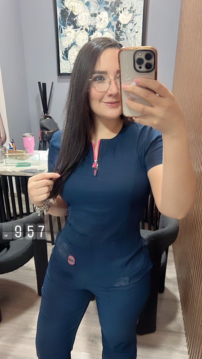Daniela RRRO👸🏻 tweet media