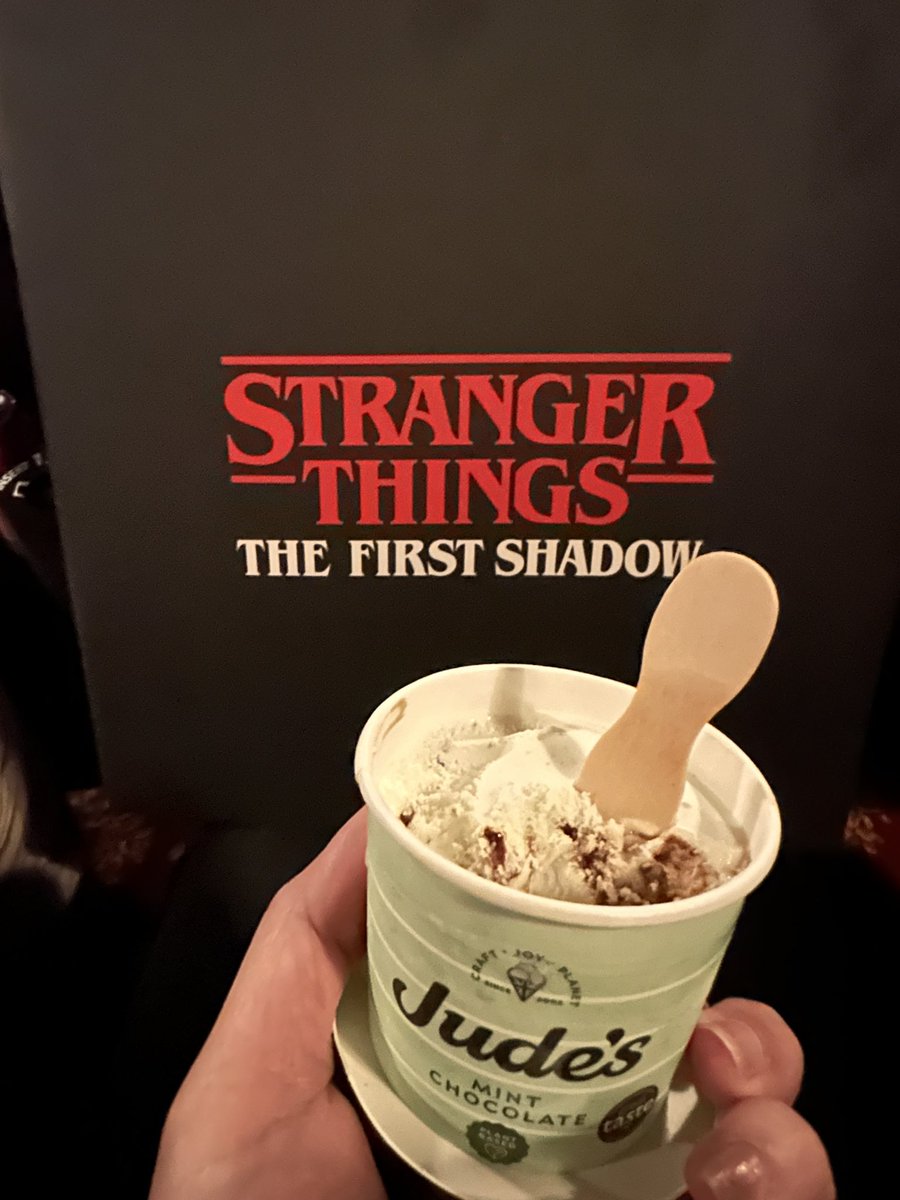 S_Wongle's tweet photo. Omg, #StrangerThingsTheFirstShadow is epic! It’s so, so good (and scary 🫣)—go watch it! 👏 https://t.co/ad2pyJv7Ru