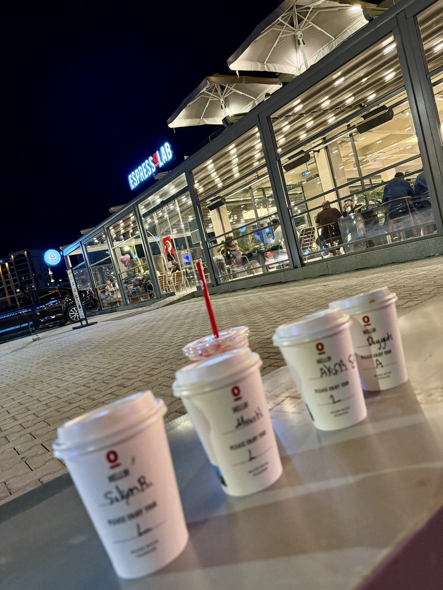 Geldik, bekleriz!

<a href="/espressolabtr/">Espressolab</a>