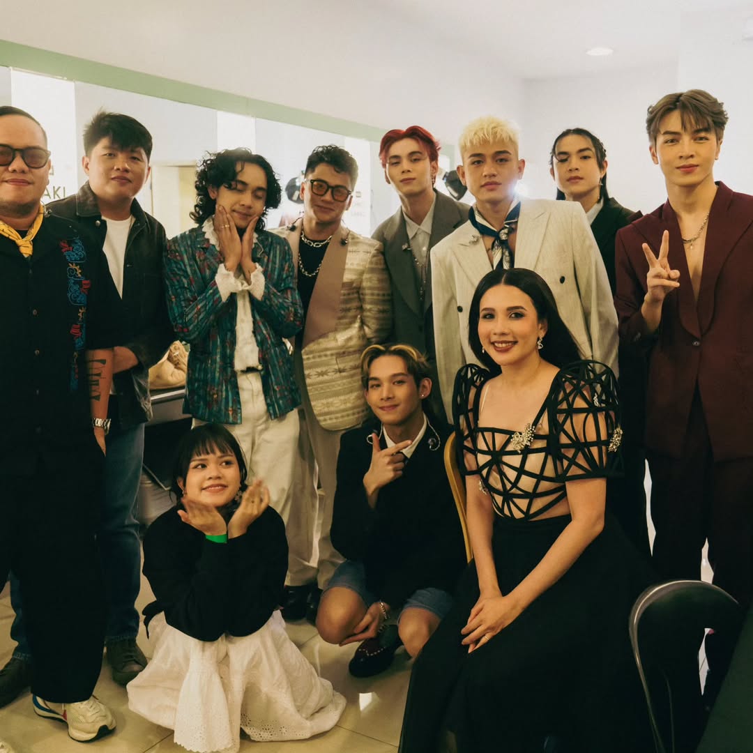 ABSCBNNews's tweet photo. "Working on your birthday has many many perks ♡"

Karylle looked back at her hosting stint at the awards night of the PhilPop x Himig Handog Songwriting Festival, which happened to coincide with her birthday on March 22.

(📸 Niña Sandejas via Karylle/Instagram)

RELATED: https://t.co/TV39kbBKWp