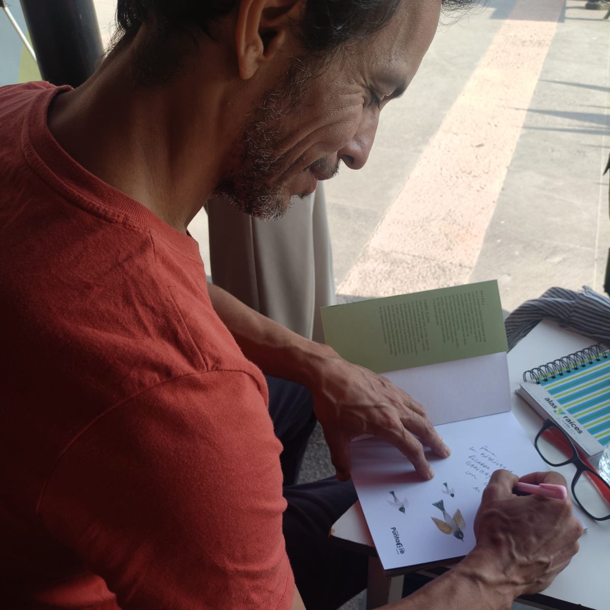 Biblioteca Garibay tweet media