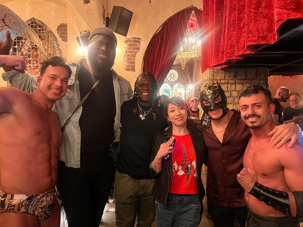 M A X I M I L I E N (@kingmaximilien) on Twitter photo Me and <a href="/HD_DiegoValens/">Diego Valens</a> wrestled in front of some great <a href="/WWE/">WWE</a> #Superstars for the offical <a href="/WWEgames/">#WWE2K25</a> Launch Party in LA today: <a href="/dragonlee95/">Dragon Lee ドラゴンリー</a>, <a href="/WWEAsuka/">ASUKA / 明日華</a>, <a href="/RonKillings/">Ron Killings</a>, <a href="/TheGiantOmos/">Jordan omogbehin</a> ! What a blast. Me and <a href="/HD_DiegoValens/">Diego Valens</a> wrestled in front of some great <a href="/WWE/">WWE</a> #Superstars for the offical <a href="/WWEgames/">#WWE2K25</a> Launch Party in LA today: <a href="/dragonlee95/">Dragon Lee ドラゴンリー</a>, <a href="/WWEAsuka/">ASUKA / 明日華</a>, <a href="/RonKillings/">Ron Killings</a>, <a href="/TheGiantOmos/">Jordan omogbehin</a> ! What a blast.