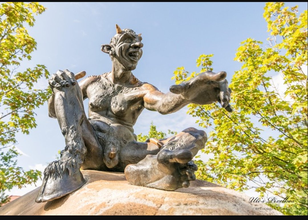 TalesaRenee1017's tweet image. Satanic Statues
#PullThePlug
#DoItTrump