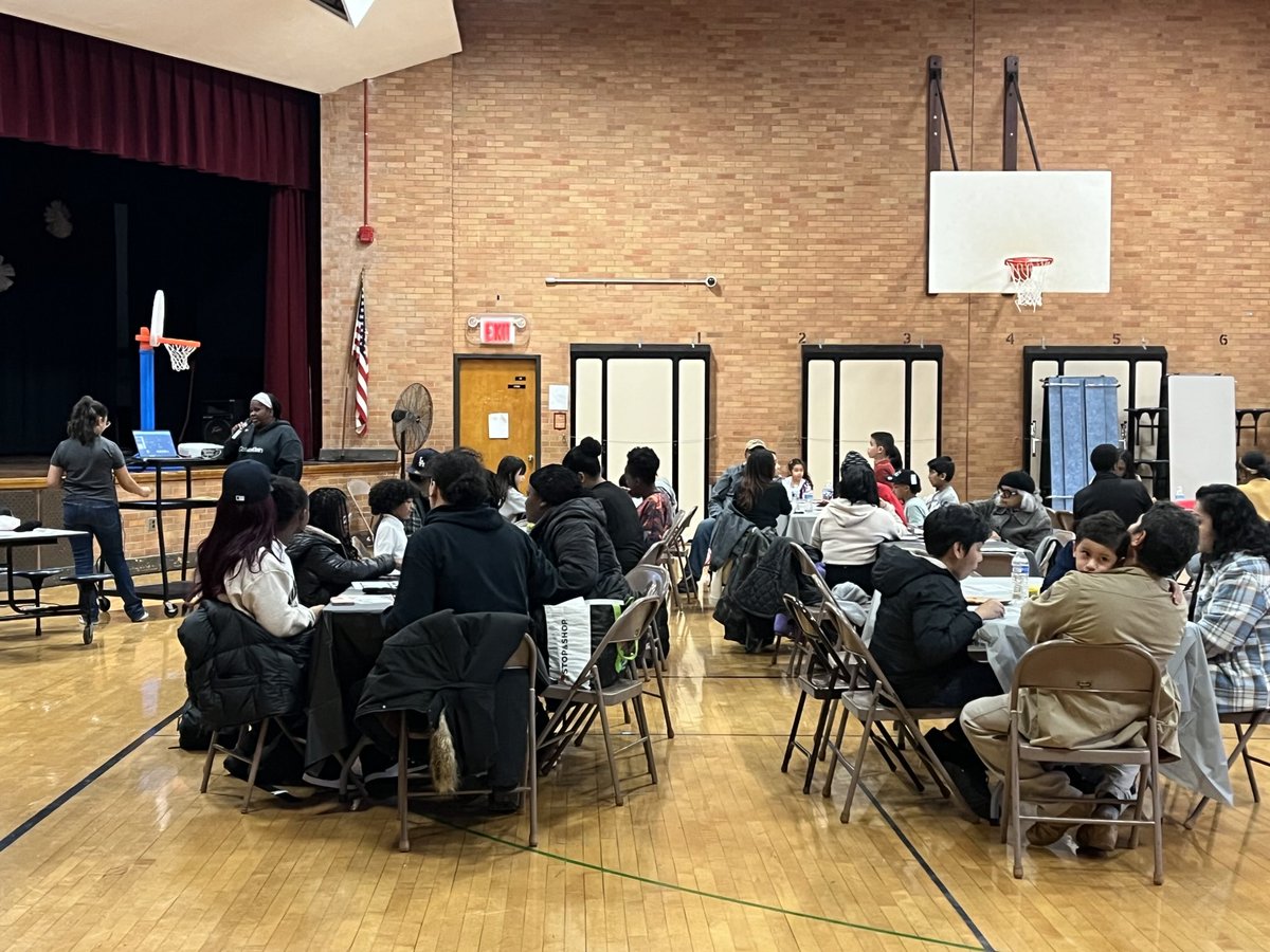 What better way than to spend some family time—Family Game Night hosted by our incredible PTA. Thank you, PTA and our families for coming out to show our children that they matter. Everyone had an awesome time!👏👏👏