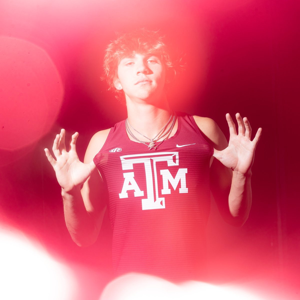 ✌️ in the top-10 of the men's 200m ‼️

5️⃣ Auhmad Robinson - 20.60
9️⃣ Blake Holland - 21.00

#GigEm // #AggieTF