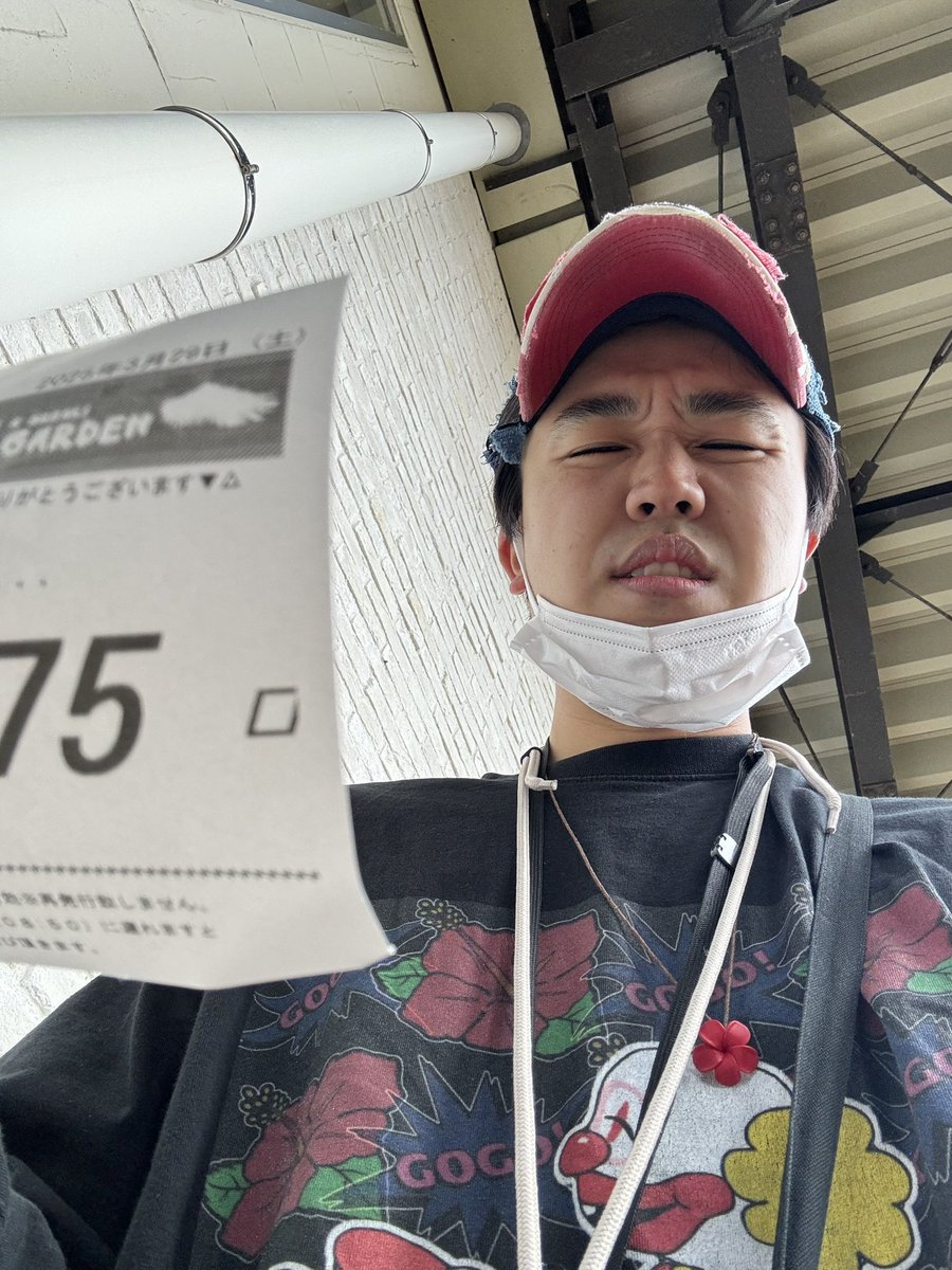 morita_gamble's tweet photo. 現在5℃。Tシャツ1枚。おわり。
#ミッド・ガーデン上越店
#PR https://t.co/4WOU6Xhfm2