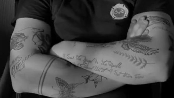 bratprincestat's tweet photo. no thoughts just ostarks arms https://t.co/newJnIfJFf
