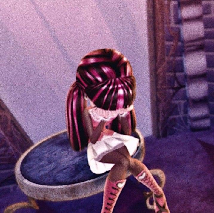 “todo lo que él sabe de mí es porque hable sin parar, todo lo que yo se de él es porque pregunté sin parar”