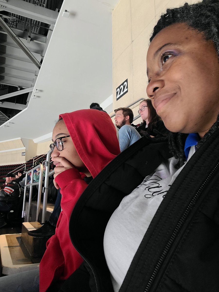 TomeshaWalker's tweet photo. Fun at the Monsters Game!! Way to go Monsters!! #AskTomesha #TheDeepEnd #FearTheDeep https://t.co/Xzq3OZUIxU