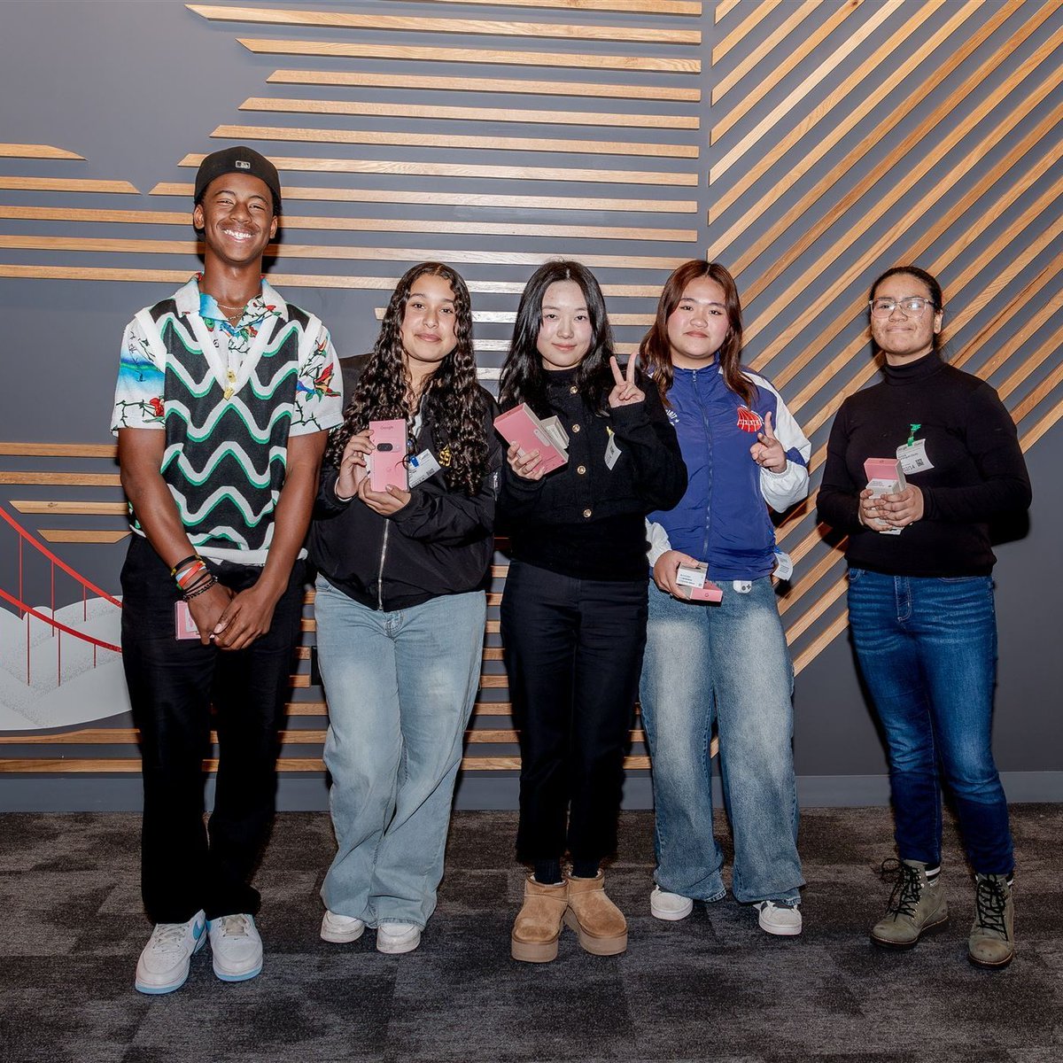 hackthehood's tweet image. 🚀 Big congratulations to Sarah Zhao, Hack the Hood alum (Build 2024), for crushing it at @Google’s "Beyond the Court: AI All Stars" event and leading her team - The Alphas to 1st place.🏆🎉
Learn more ➡️ bit.ly/43rppKr