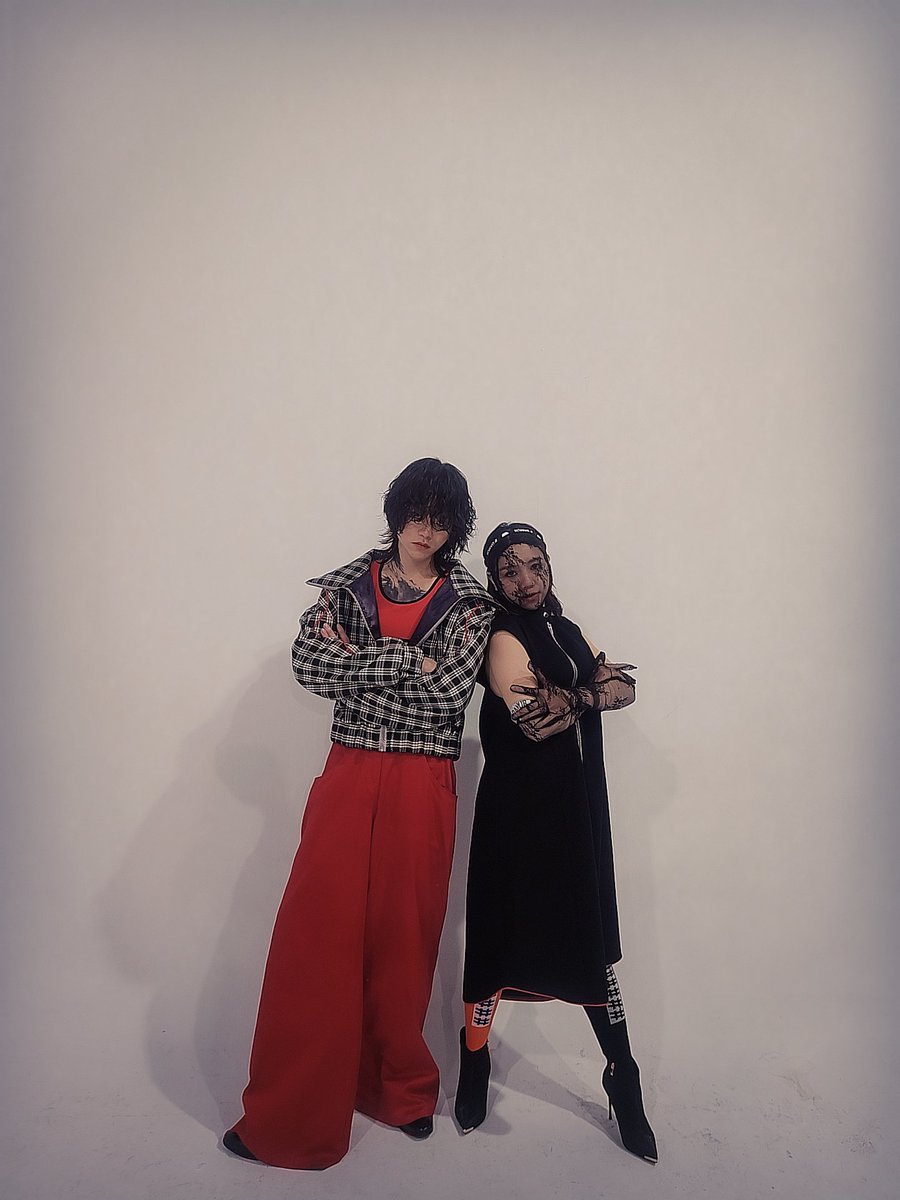 Yummitang0912's tweet photo. 抓住我們的帥氣和任性
#SWAG #Damur #fashion https://t.co/pKoePGGhwP