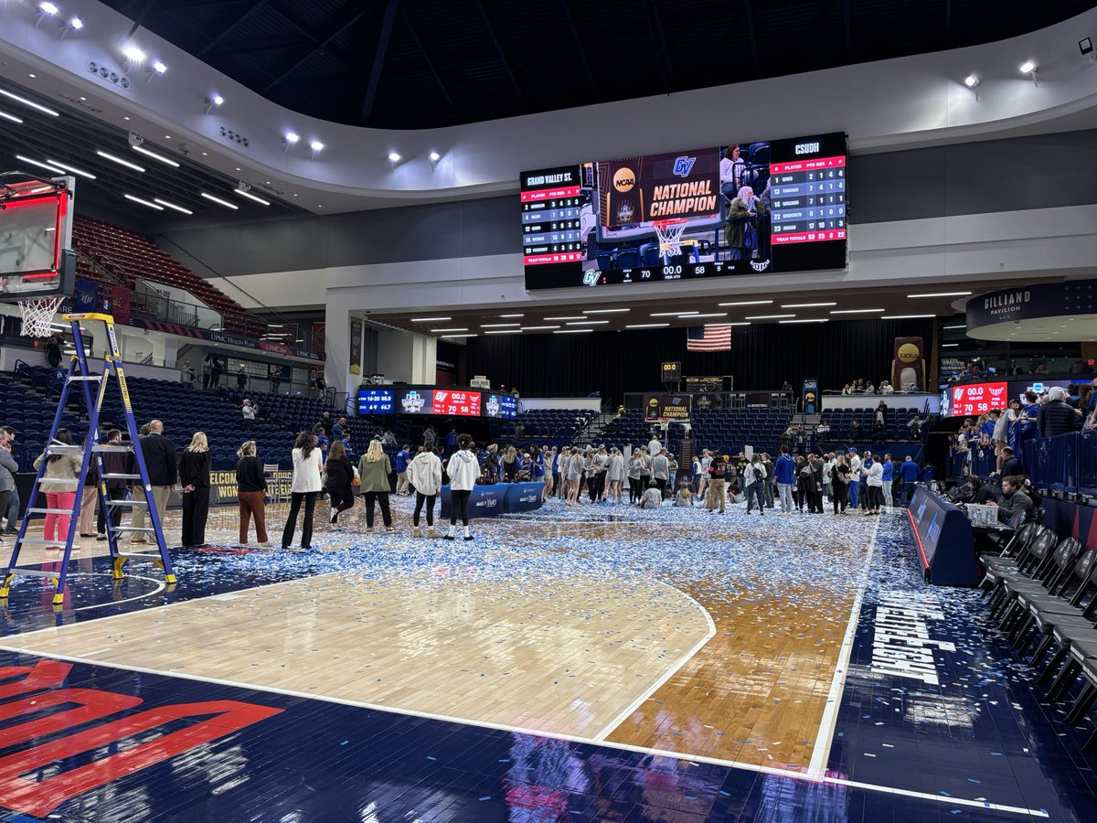 BTRiker03's tweet image. That’s a wrap on the NCAA DII Women’s Elite Eight. Thank you for everyone who kept up with us this week! It was an honor to cover the Lady Chaps here in Pittsburgh. Always and forever, Be Blue!
@LCUedu 
#WEliteEight #D2WBB