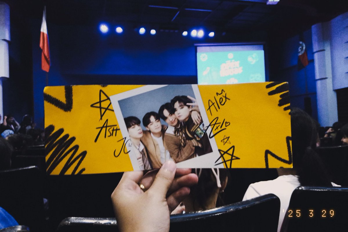 animpitoPaulo's tweet photo. ready na mag bes i luv u pero hindi made—dedma sainyo, @toothplate7_ @jcdacillo______ @axllukecab @Alex_Noel5783 see you lateeeer!! 🥰

#Letran #AJAA https://t.co/huloD0Zmi6