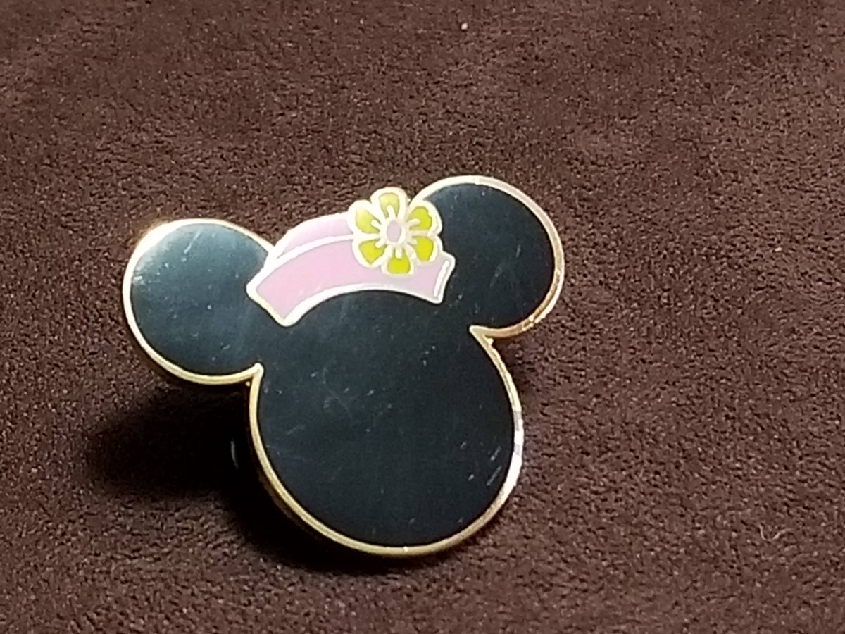 TeriE's tweet photo. RARE #DISNEYPIN Minnie Icon w #PinkHat - #Mickey's World #HeadsandTails PP# 20785
#vintagedisney #disneypins #MinnieMouse #mickeymouse #disneypinsforsale #disneycollectibles #disneypintrading #HTFdisney #disneyparks #disneytradingpins #pincollecting
https://t.co/JFQfjJvDfB https://t.co/praZ6pOz44