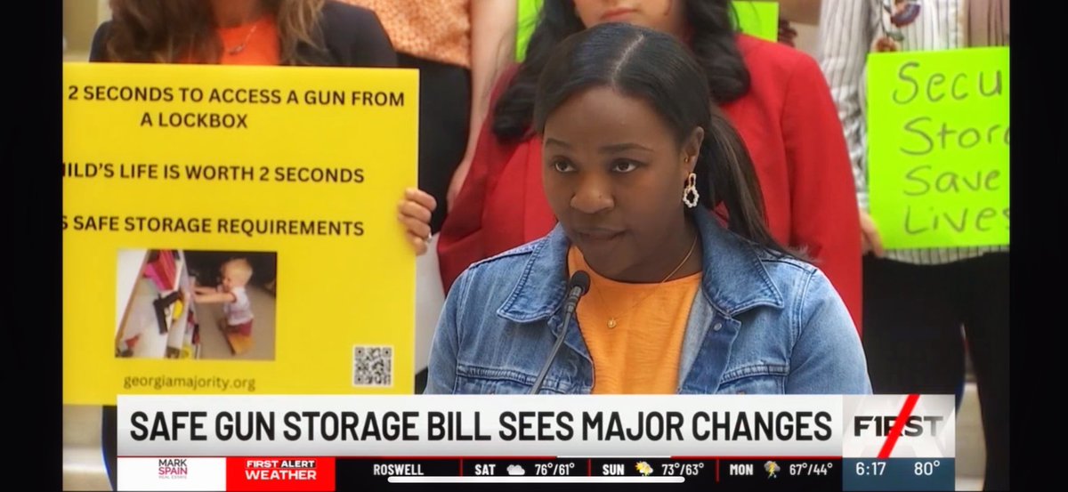 AuforGA's tweet photo. Last month, students from around GA, including those from Apalachee HS, came to the Capitol begging lawmakers for substantive gun safety laws.
On the same day they returned to check on our work, Senate Republicans gutted the single gun safety bill (#HB79) that had crossed over. https://t.co/qThwNvyvoR