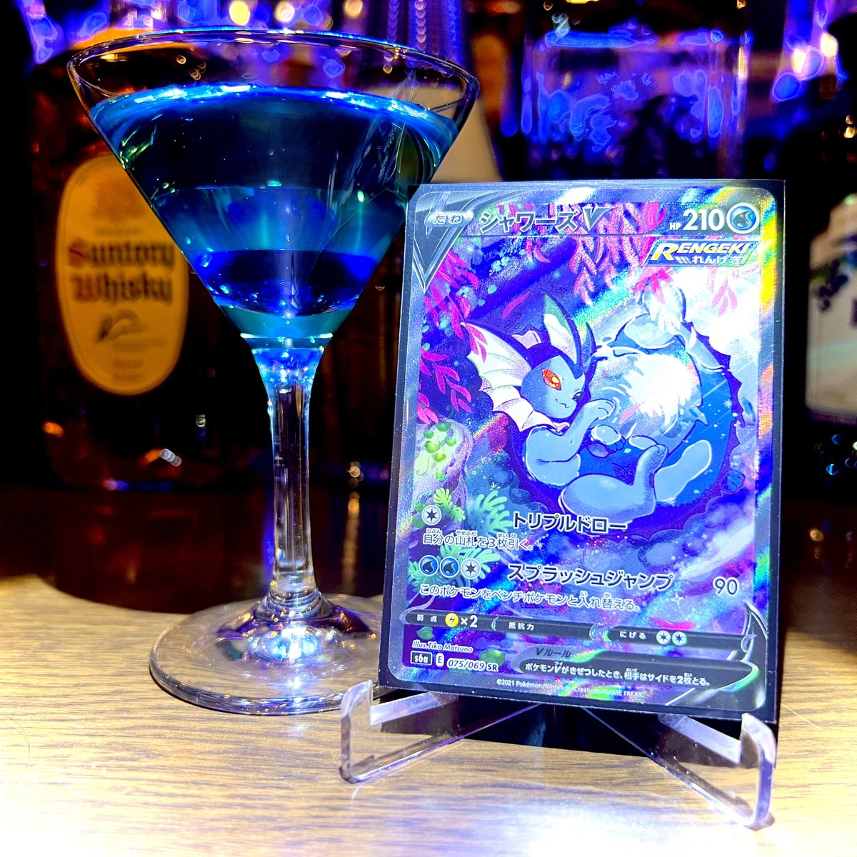 The restaurant is often fully booked, and it has become increasingly difficult to enter without a reservation. 
If you have a set date and time for your visit, please make a reservation.

#pokemotcg
#FUN_TCGBar