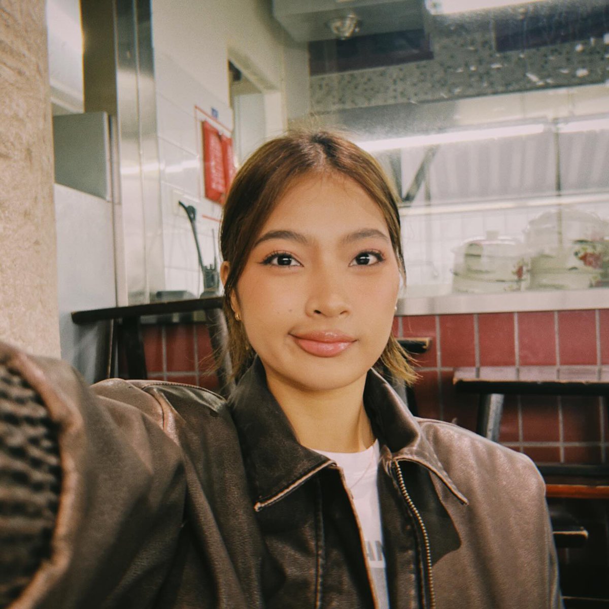 SaintColetHolic's tweet photo. Just want to tweet, 

I am forever thankful na I met you, Colet. Yung joy and happiness na naramdaman ko stanning you was inexplainable. Hinding hindi ako magsisisi na I stan someone like you. 

Thank You, @bini_colet 😄 https://t.co/xYCHUWS7gR