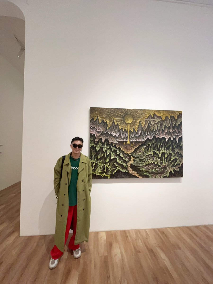 Nicky_Meng_'s tweet photo. 又生空间CYCLE SPACE 于2025年3月22日至4月22日呈现新展《生活在“蝴蝶”时间》。本次展览聚焦时间的非线性流动，以墨西哥帝王蝶保护区内的土著族群雅诺托和纳努的时间观为灵感，呈现吕岩、马兆琳、杨俐、许嘉维、陈大元、尹言、黄云长七位艺术家的作品。
#艺术 #展览 #艺术家 #Art https://t.co/M8JiifOWHi